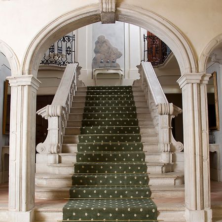 Hotel Palazzo Novello Montichiari Buitenkant foto