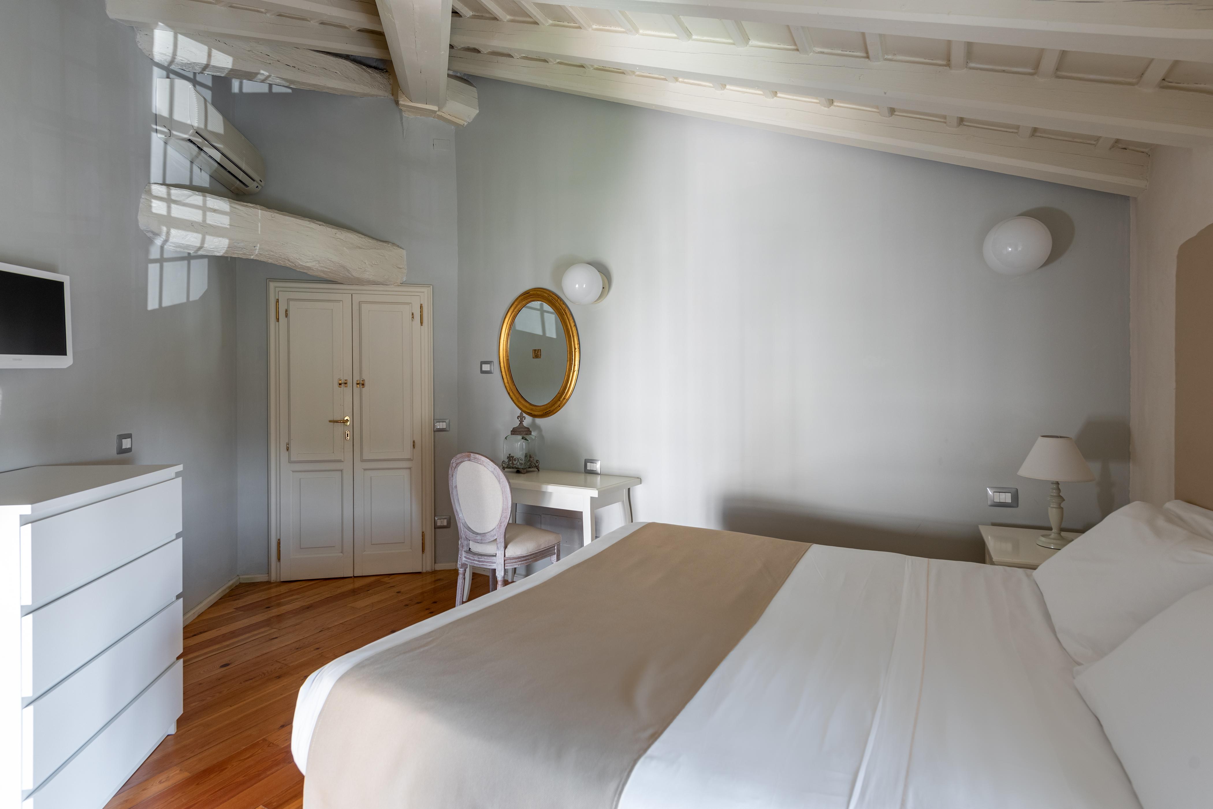 Hotel Palazzo Novello Montichiari Buitenkant foto