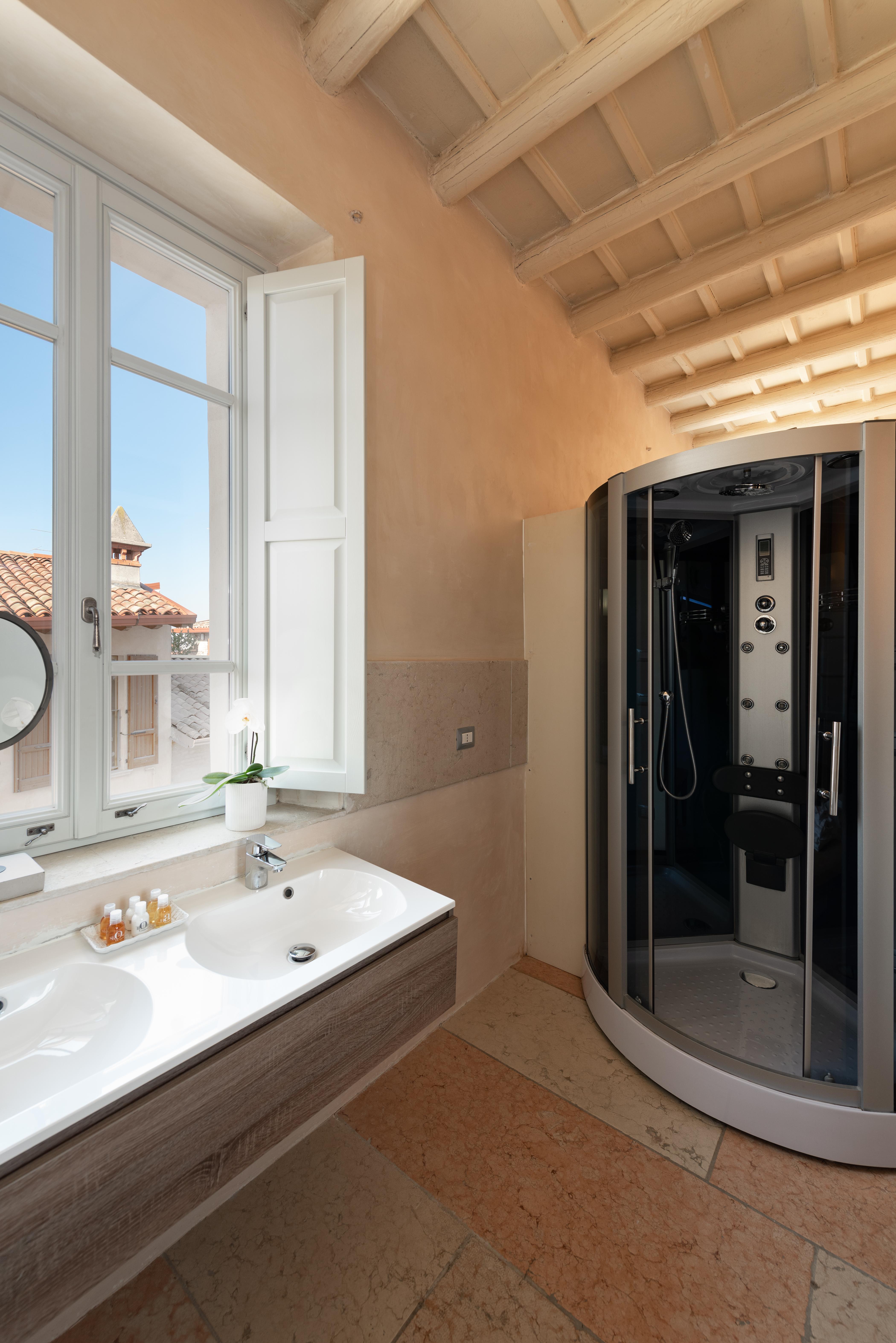 Hotel Palazzo Novello Montichiari Buitenkant foto
