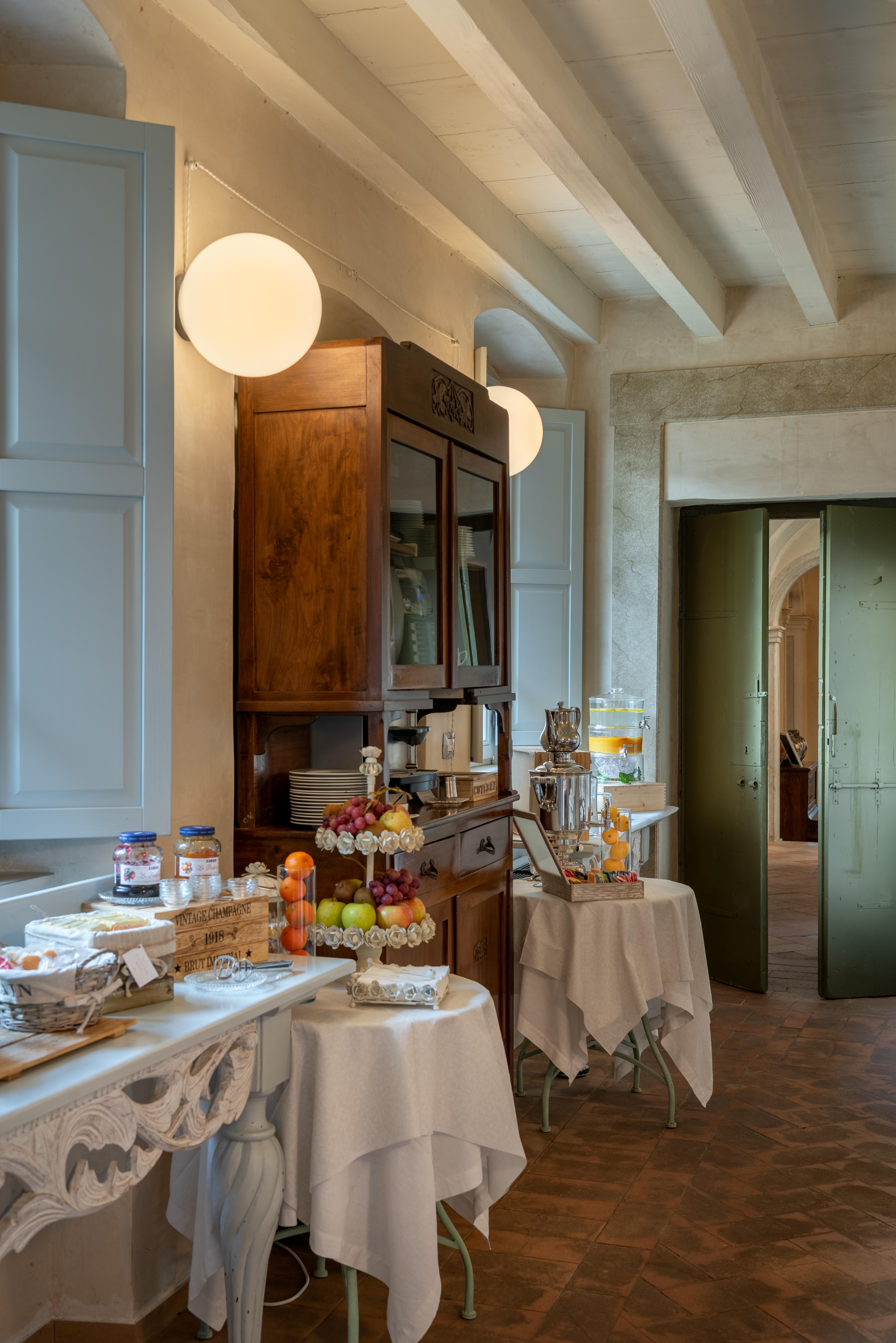 Hotel Palazzo Novello Montichiari Buitenkant foto