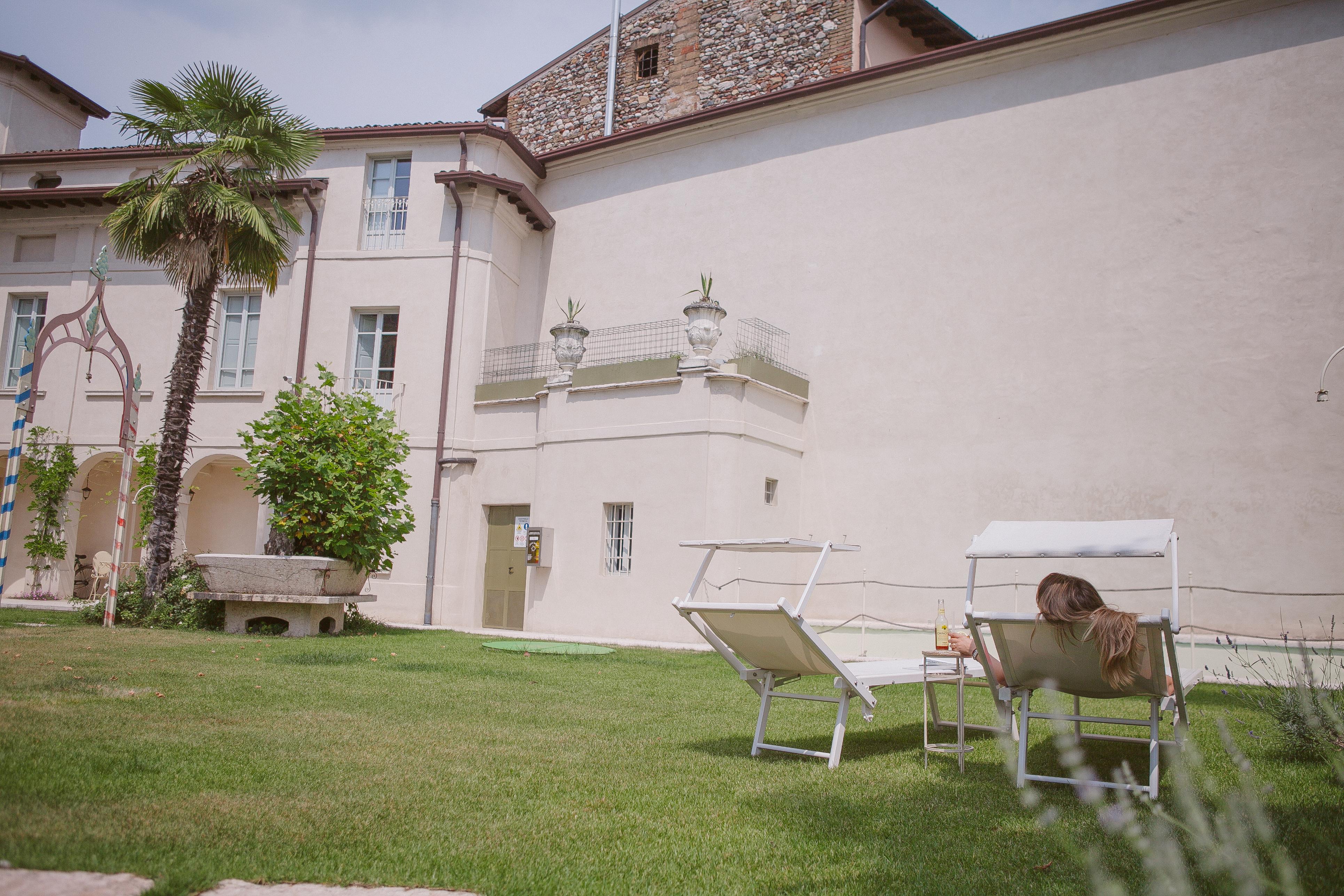 Hotel Palazzo Novello Montichiari Buitenkant foto