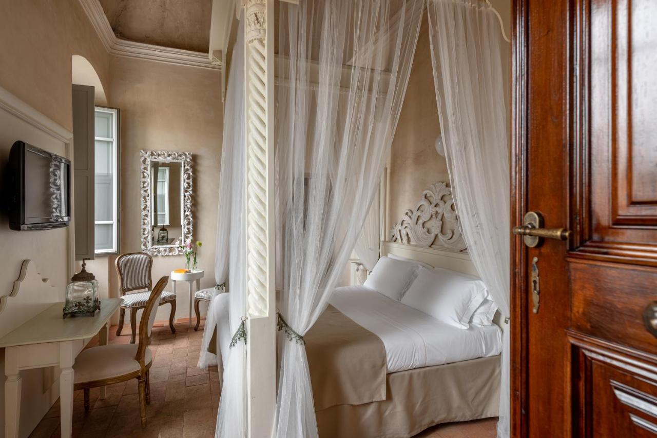 Hotel Palazzo Novello Montichiari Buitenkant foto